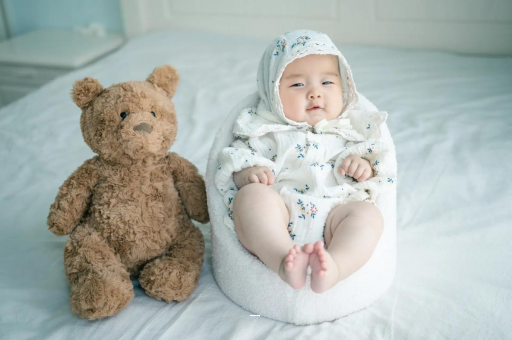 海盐宝宝多大可以喝纯牛奶